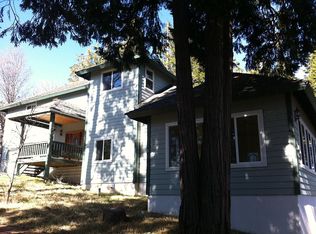 102 Grandview Rd, Twin Peaks, CA 92391