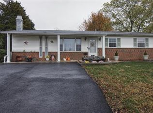 6430 Craig Dr, Cedar Hill, MO 63016