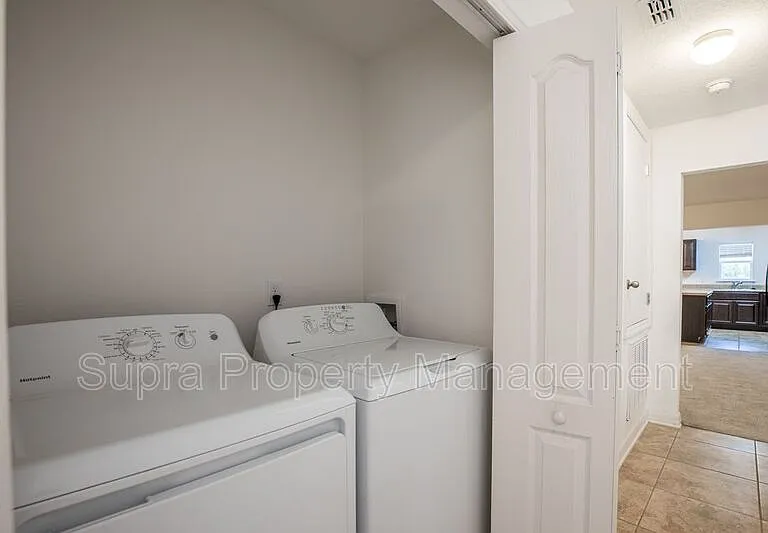 11657 Hickory Oak Dr — Photo 9