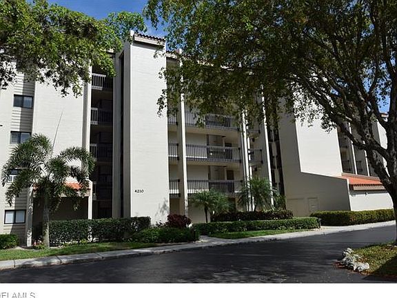 3rd image of 4210 Steamboat Bnd APT 202