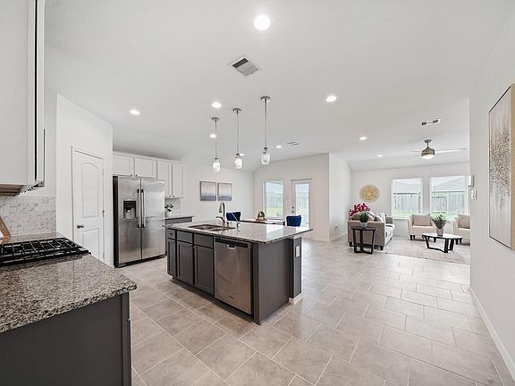 3rd image of 18526 England Mill Dr