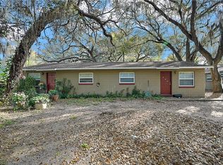 2734 Colonial St, Leesburg, FL 34748