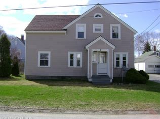 49 Crescent St, Rockland, ME 04841