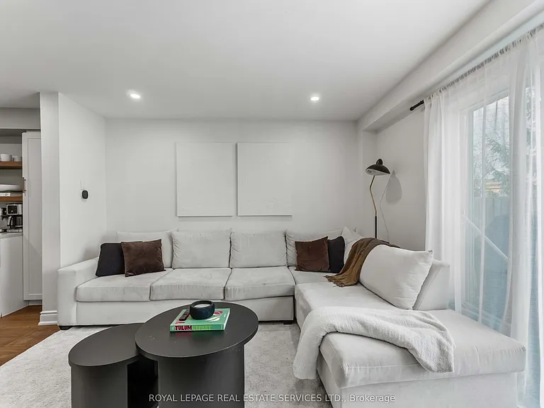 13 Newell Ct — Photo 10