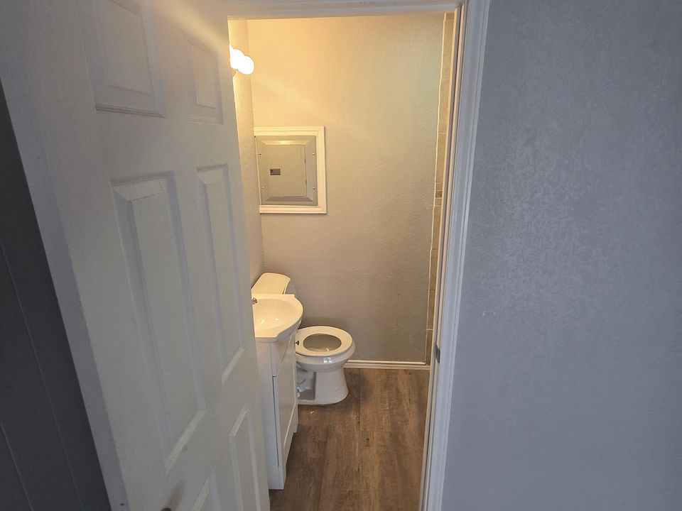 1st image of 211 W Huff Ave #A