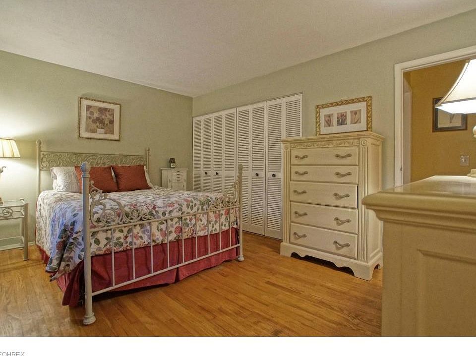 1st image of 7725 Skylineview Dr