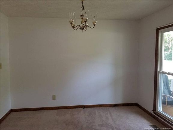 4th image of 605 Elderberry Dr