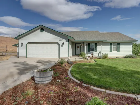 4449 Riata Cir, Ontario, OR 97914
