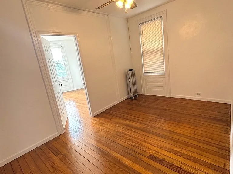 2215 Bruckner Blvd — Photo 3