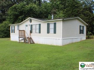 303 Simmons Rd, Hartselle, AL 35640