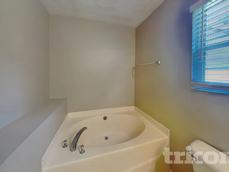 613 Everlasting Way — Photo 10