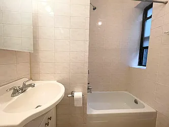 Rented by Century 21 Premier 