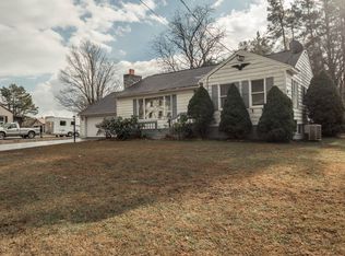 226 Calderwood Rd, Amsterdam, NY 12010