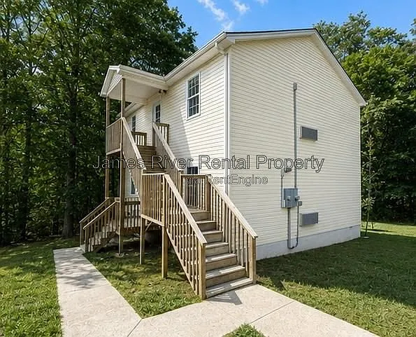 2 bed, 1.0 bath, 800 sqft, $995 — Photo 2