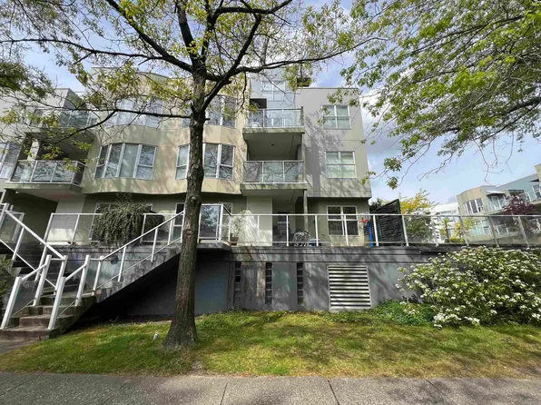 8620 Jones Rd #120, Richmond, BC V6Y 3Z4