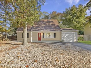 88 Almond Dr, Toms River, NJ 08753