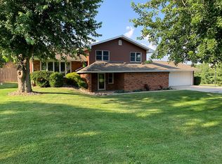 2983 E Waits Rd, Kendallville, IN 46755