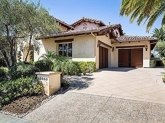 2nd image of 13960 Rancho Solana Trl
