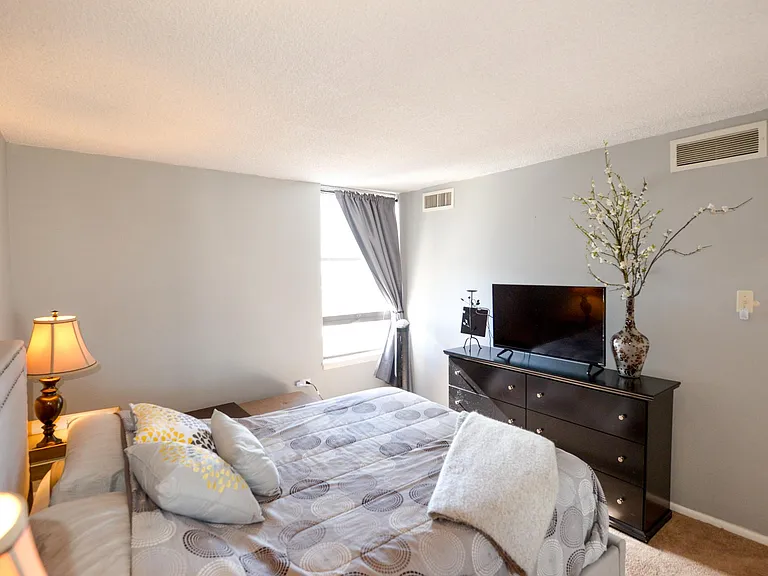 1020 15th St #35E — Photo 17