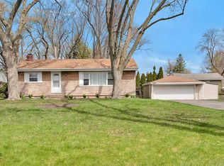 2440 63rd St, Downers Grove, IL 60516