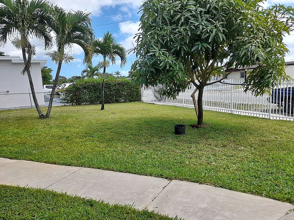 2nd image of 4471 NW 171st St
