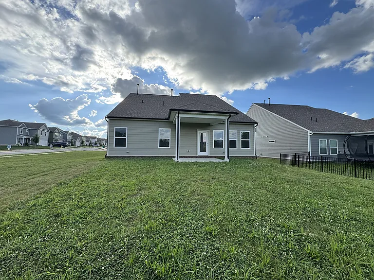 213 Charlie Pl — Photo 17