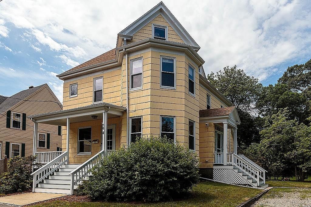 64 Bancroft Ave, Reading, MA 01867 Zillow