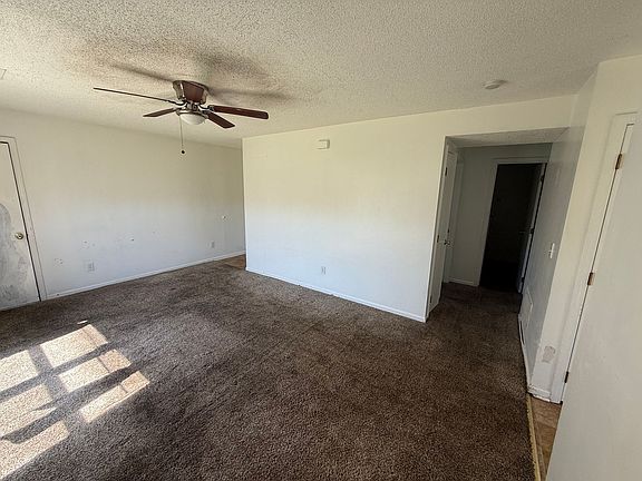 4th image of 601-643 Port Arthur Rd #637-B