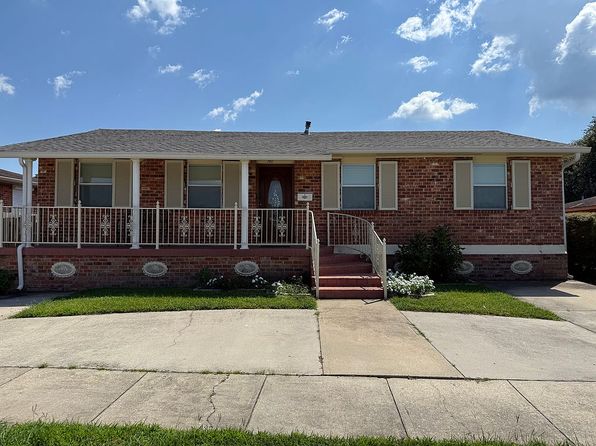 2912 Brookwood Dr