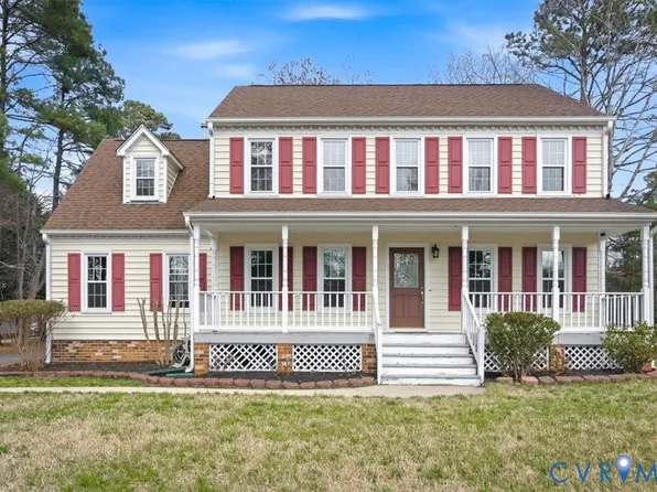 104 Thornhill Dr, Chester, VA 23836