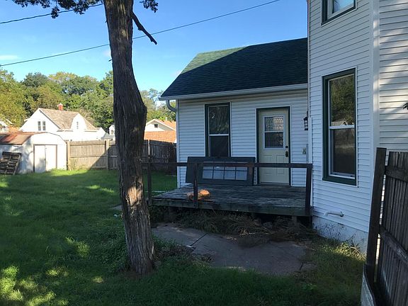 3rd image of 1120 Isett Ave