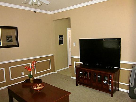 4th image of 307 Terrace Dr