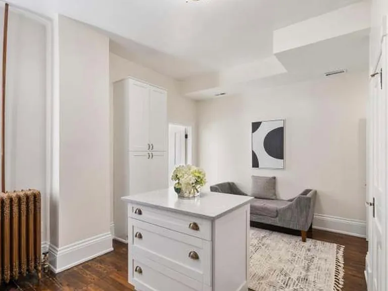 653 Maryland Ave NE — Photo 9