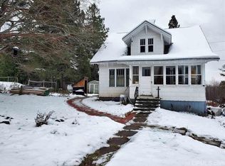 121 W Larch St, Ironwood, MI 49938