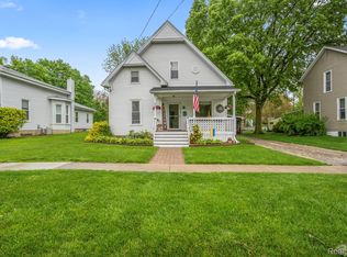 218 N Maple St, Flushing, MI 48433