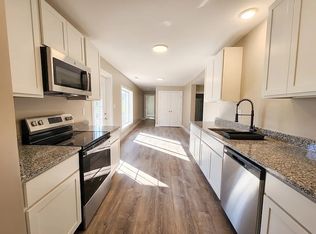 226 Gibsontown Rd, Charles Town, WV 25414