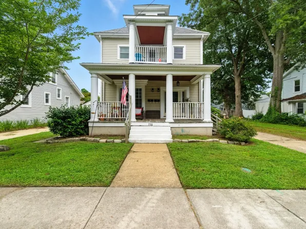 220 E Randall Ave #1, Norfolk, VA 23503