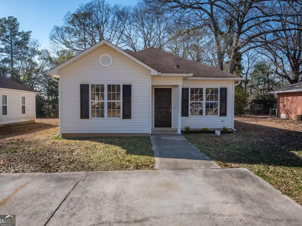 731 Katherine St, Warner Robins, GA 31088