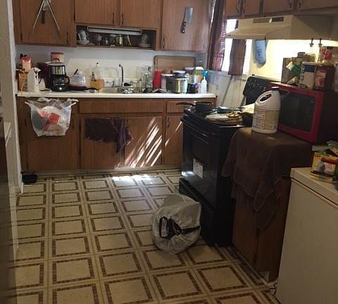 3rd image of 1776 W 9th St