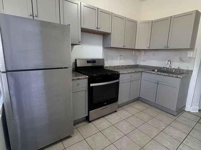 6609 S Rhodes Ave #1 — Photo 3