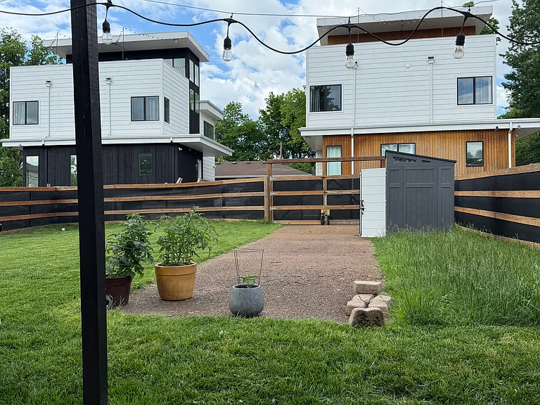 203 Berry St — Photo 14