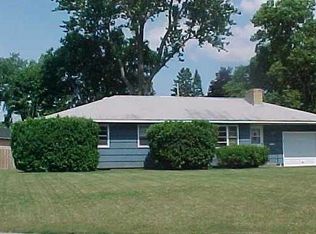 7800 Aster Dr N, Brooklyn Park, MN 55428