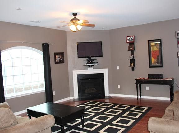2nd image of 268 Dellwood Dr