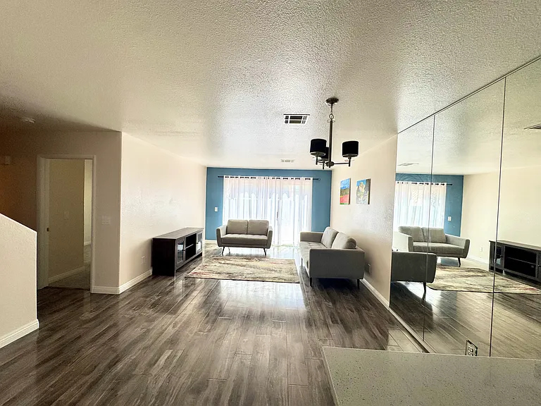 3538 Casa Real Way — Photo 2