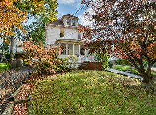 15 Bergen St, Glen Rock, NJ 07452