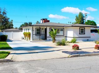 630 Roosevelt Rd, Redlands, CA 92374