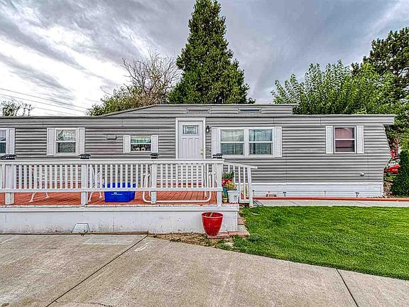 2nd image of 2917 W 19th Ave Trailer 36