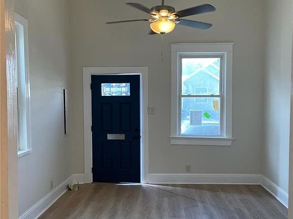 3rd image of 2209 Foucher St