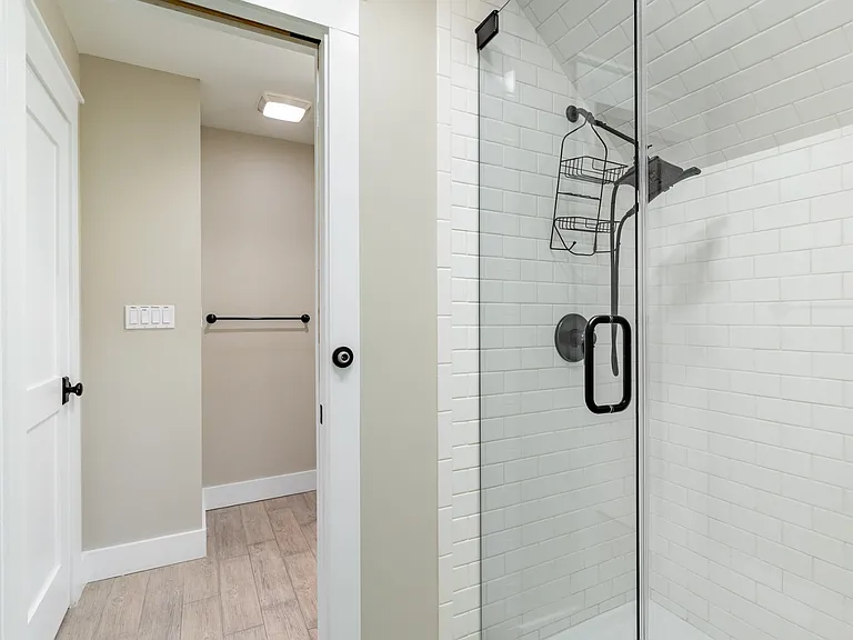 190 Dalton Dr — Photo 14