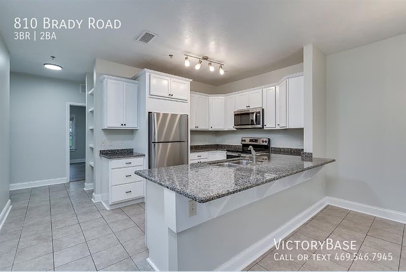 810 Brady Rd, Sackets Harbor, NY 13685 Zillow